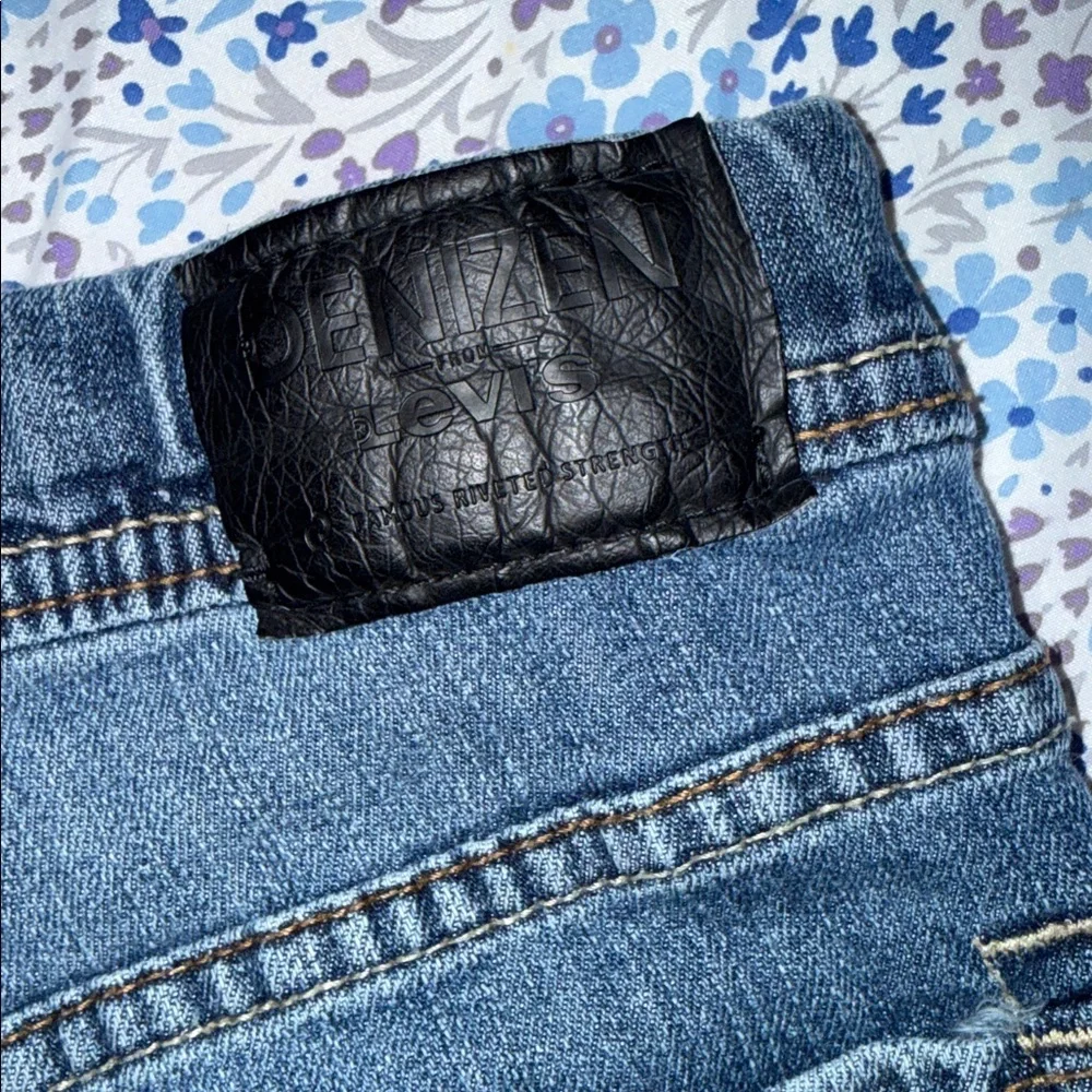 🏖️10 items for $20☀️
Levi's Denizen Light Blue Jeans jogger style| size 8 reg - Picture 6 of 7